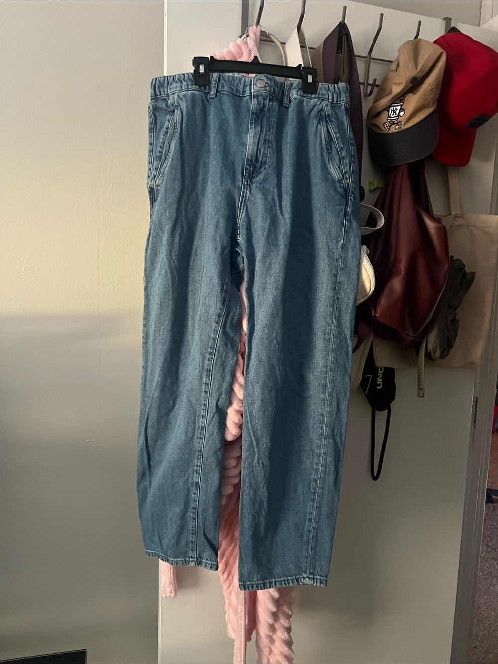 Zara Relaxed Light Blue Denim Jeans for Men